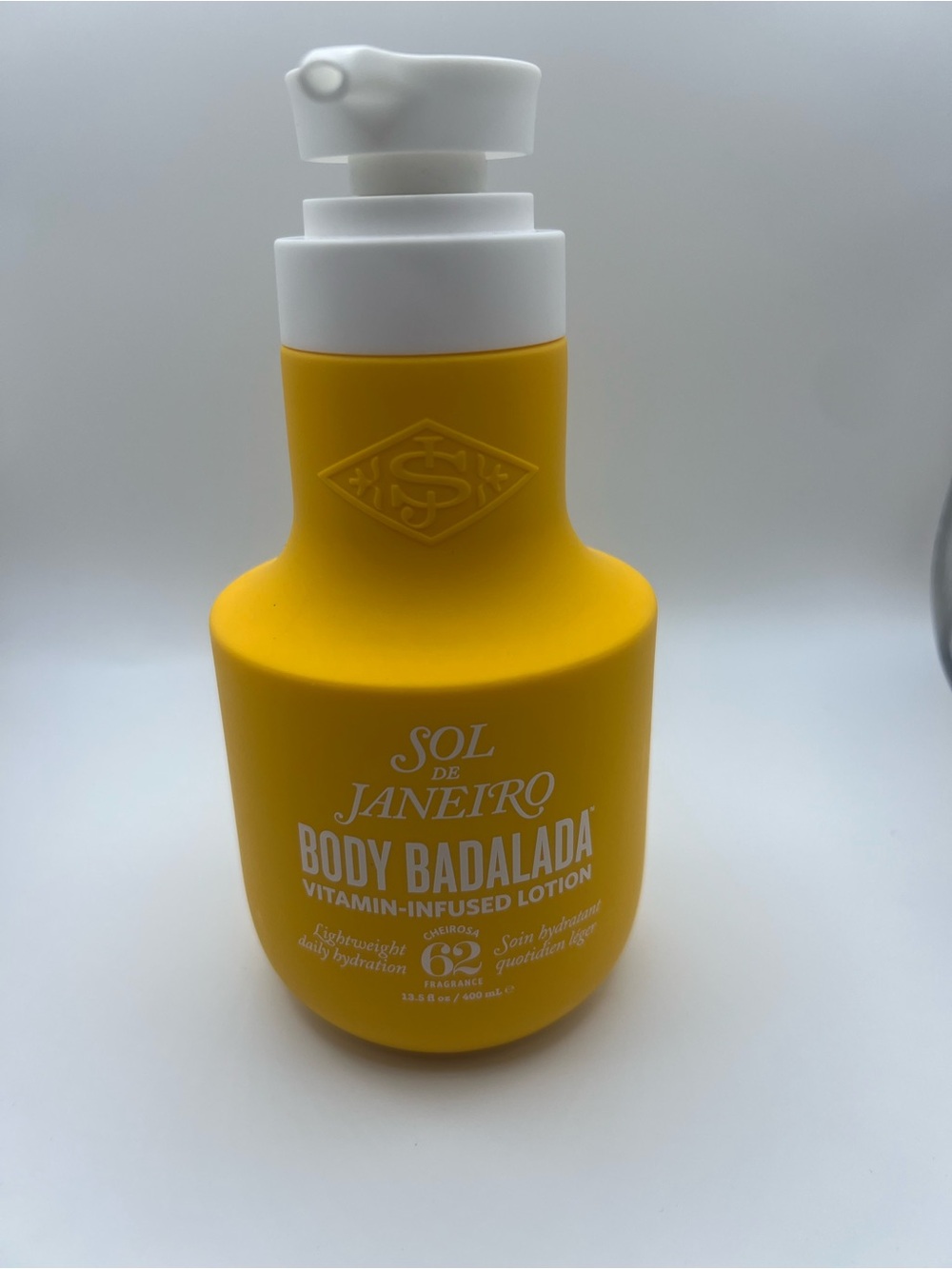 Sol de Janeiro Body Badalada Vitamin-Infused Lotion - Yellow & White